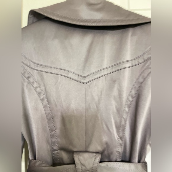 Jessica Simpson Size Small Womens Trench Coat/ Jacket Belted -Excellent - Picture 13 of 16